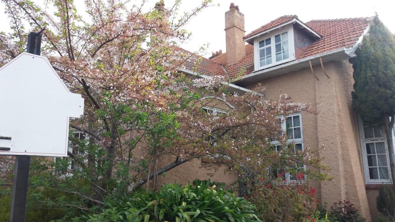 Chimneys B&B Oamaru Dış mekan fotoğraf