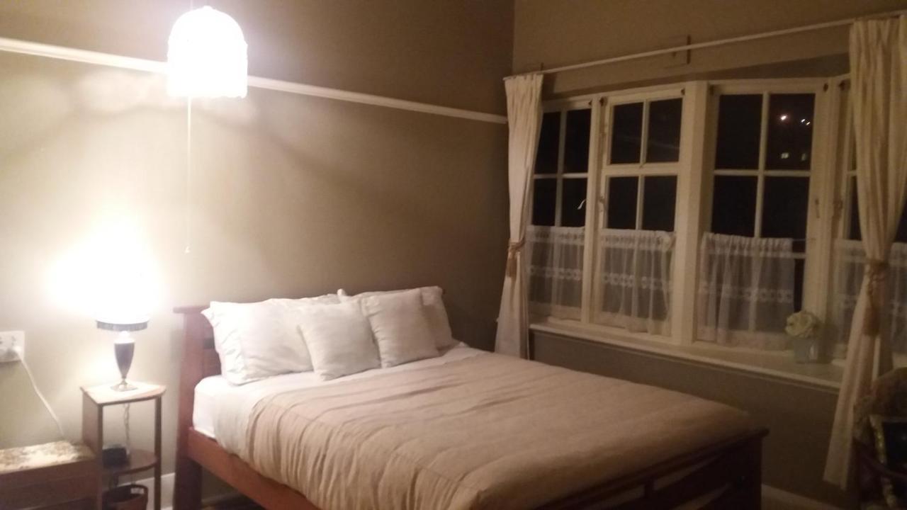 Chimneys B&B Oamaru Dış mekan fotoğraf