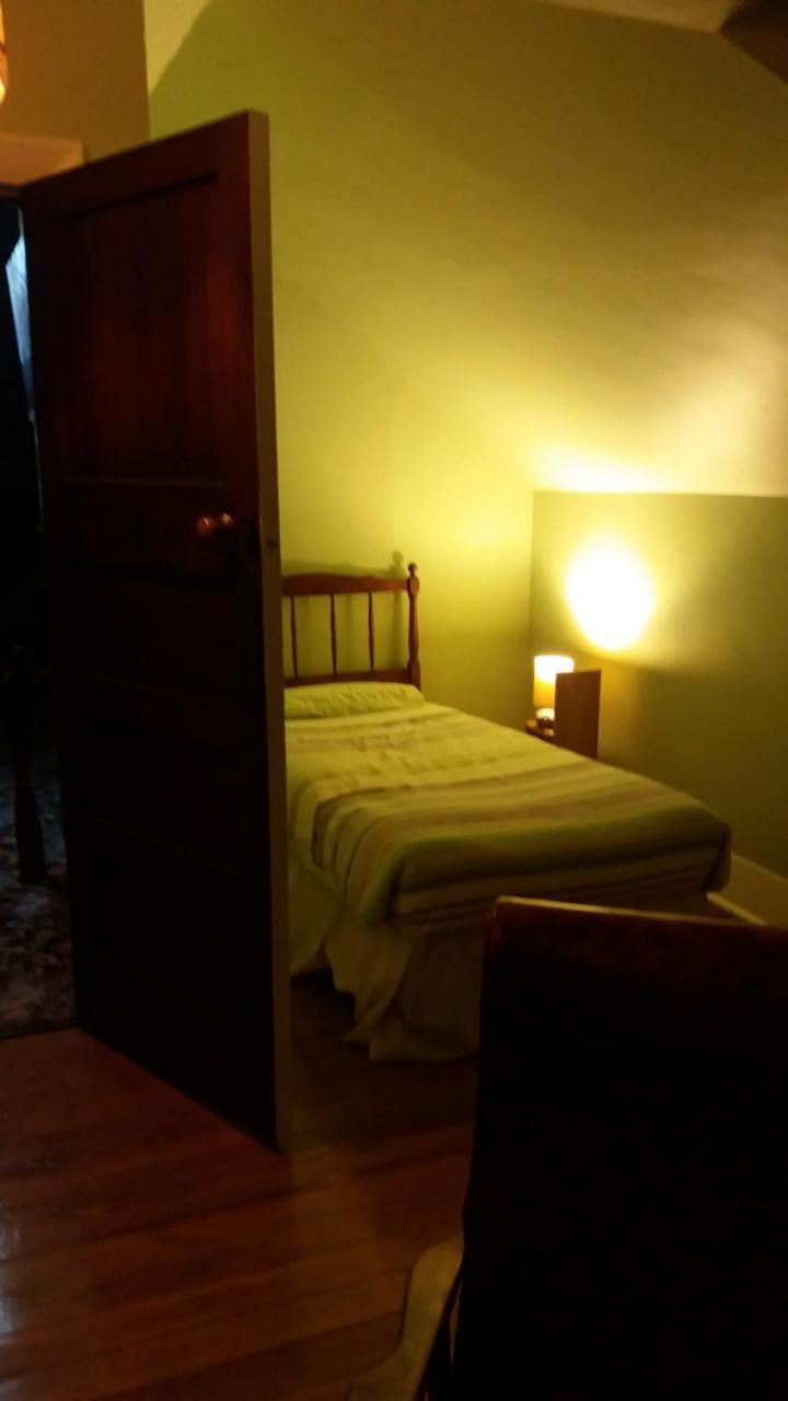 Chimneys B&B Oamaru Dış mekan fotoğraf