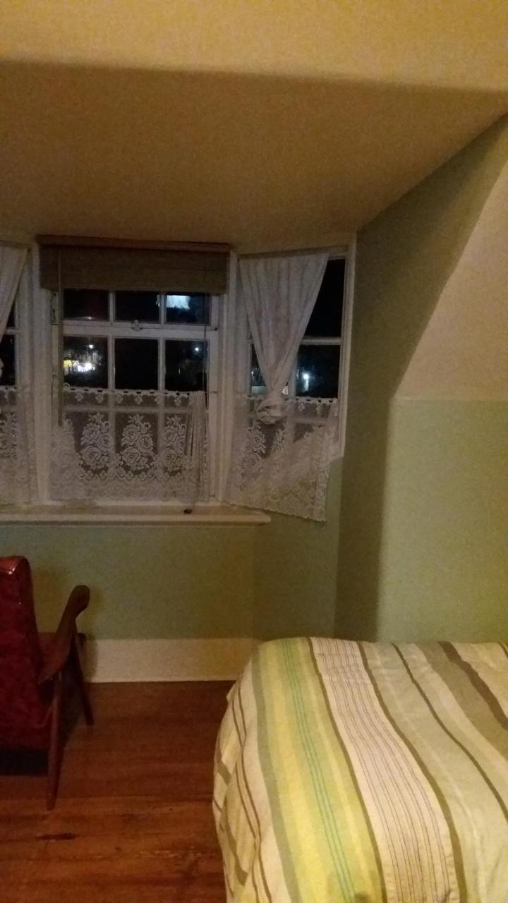 Chimneys B&B Oamaru Dış mekan fotoğraf